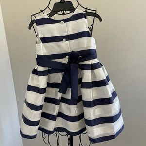Girls size 3 special occasion dress